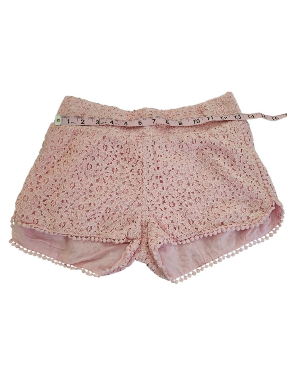 Tinseltown MD Pink Lace Flower Shorts - Picture 10 of 12